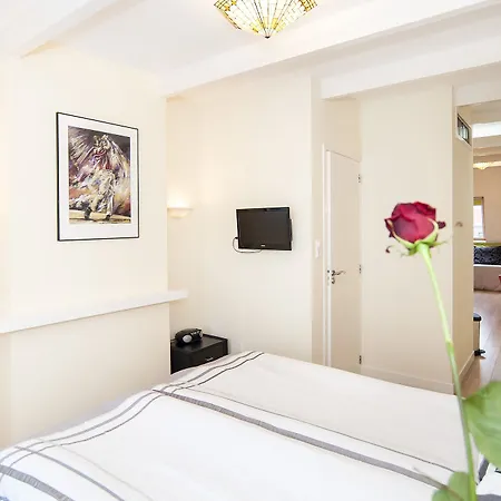 Apartament Old West *
