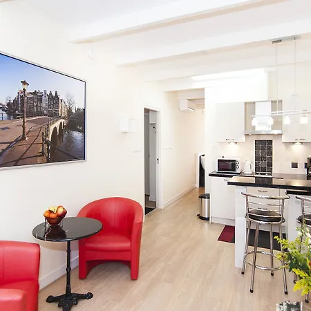 Apartament Old West *